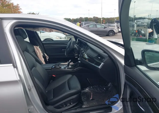 WBAXH5C55DD112686: 43445881