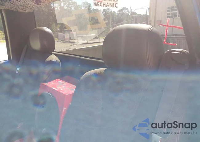 1GCEC14W1YE215063: 43445223