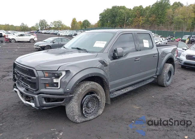 1FTFW1RG7JFD92407: 43445340