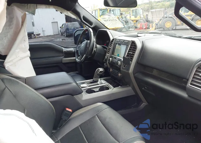 1FTFW1RG7JFD92407: 43445340