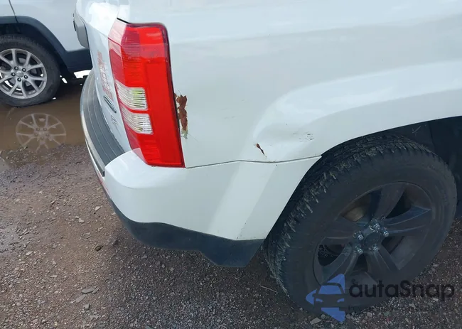 1C4NJRBB8FD207257: 43445351