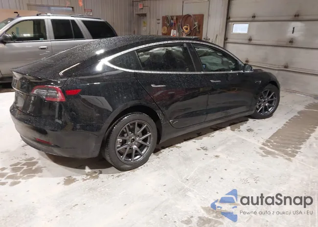 5YJ3E1EA7JF123271: 43445492