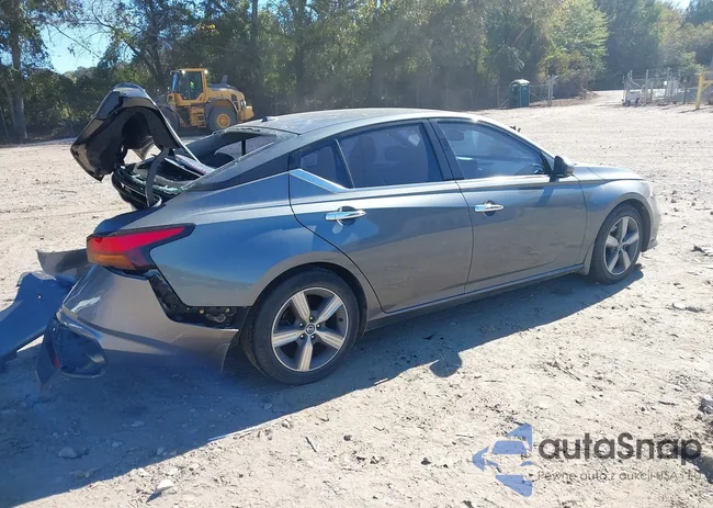 1N4BL4EV2KC258264: 43446583