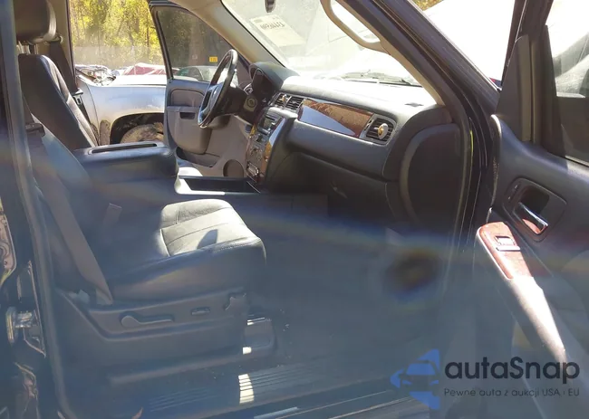 1GNSKJE75ER101169: 43446590