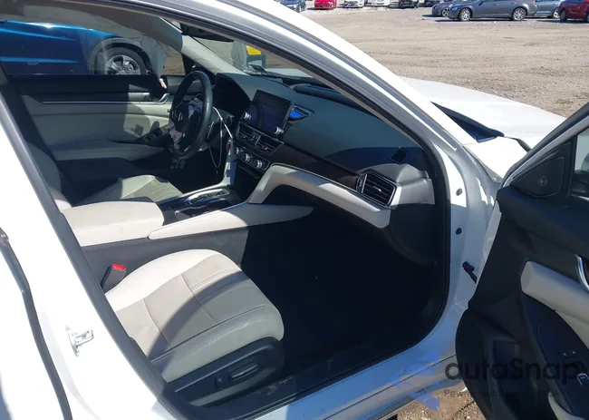 1HGCV2F94MA010631: 43446802