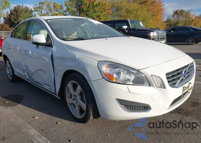 YV1622FS8C2044839: 43446855