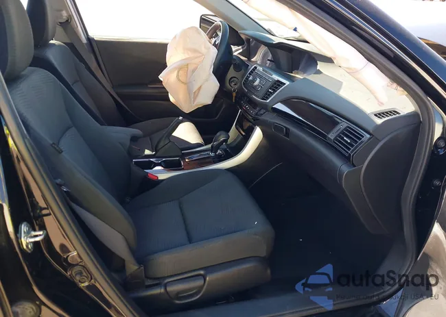 1HGCR2F34HA079356: 43447053