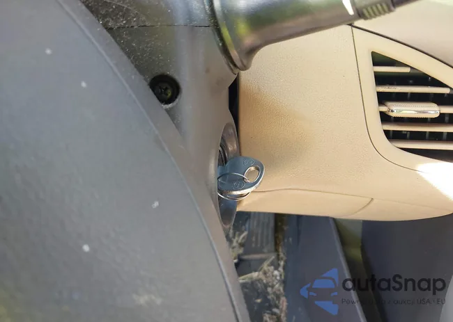 KMHDH4AE3DU980930: 43447083