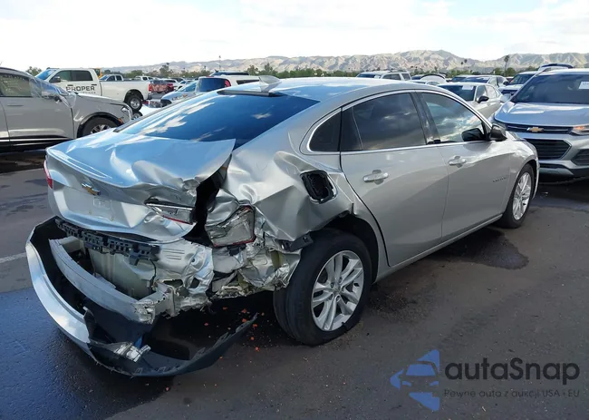 1G1ZE5ST4HF243745: 43447111