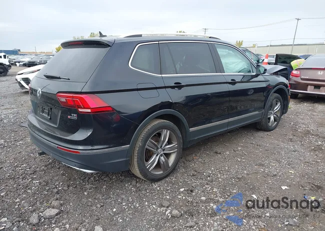 3VV4B7AX4JM167381: 43446287