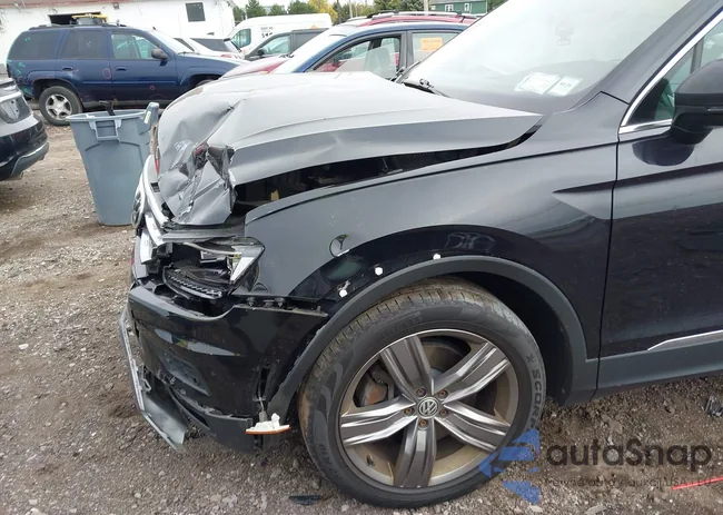 3VV4B7AX4JM167381: 43446287