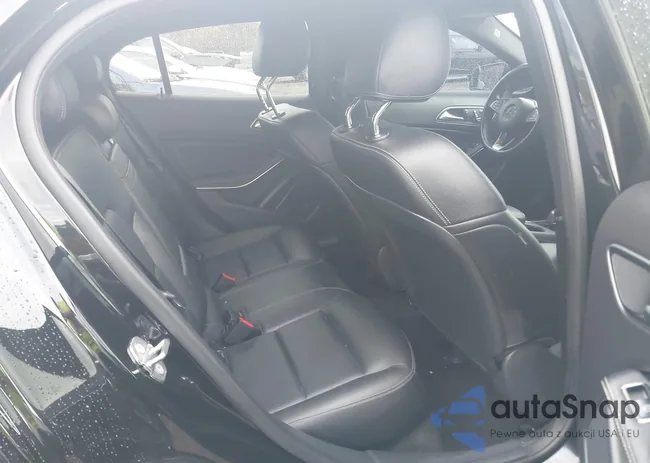 WDCTG4EB2LU021787: 43446370