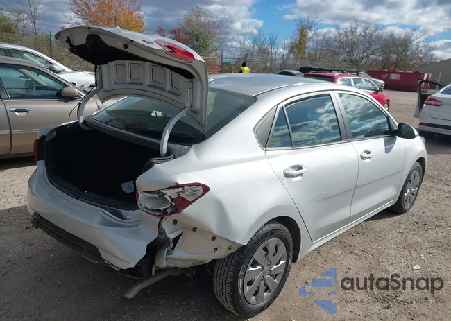 3KPA24AD9LE337348: 43447836