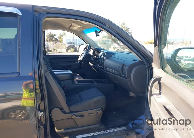 3GCRKSE31AG250182: 43447911