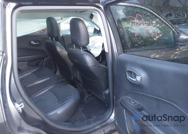 3C4NJDCB7KT828866: 43447941