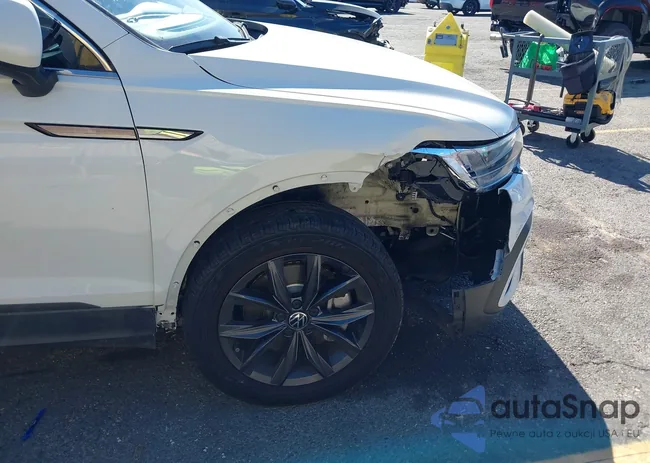 3VV3B7AX6NM105045: 43447945