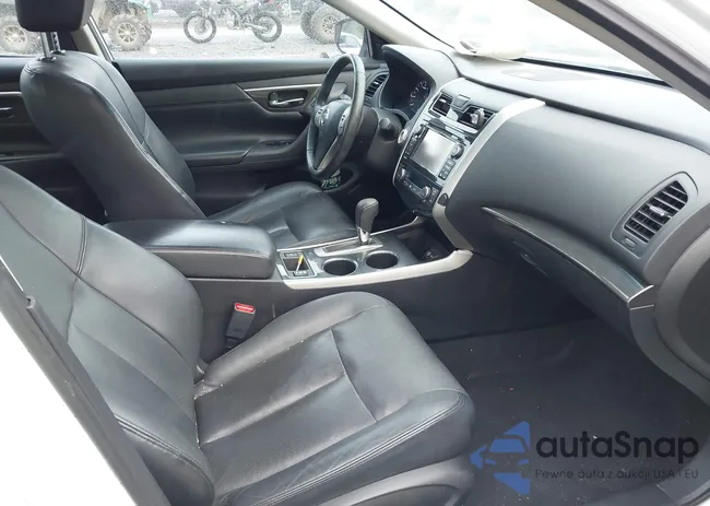 1N4AL3AP5EC184744: 43448086