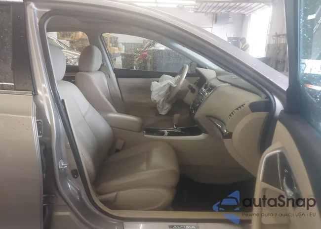 1N4AL3AP4EC109789: 43448126