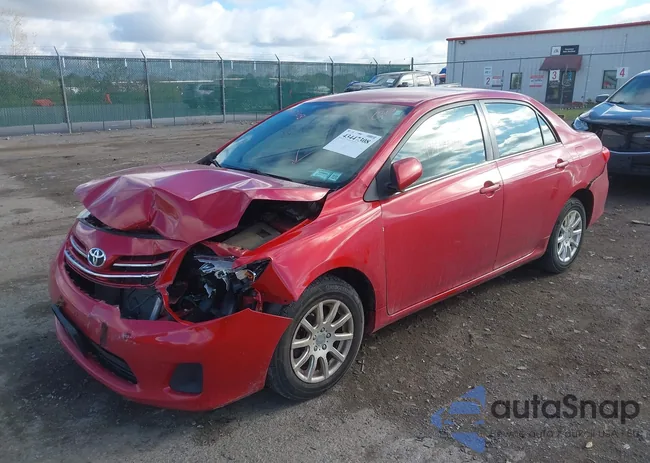 2T1BU4EE8DC083410: 43447308