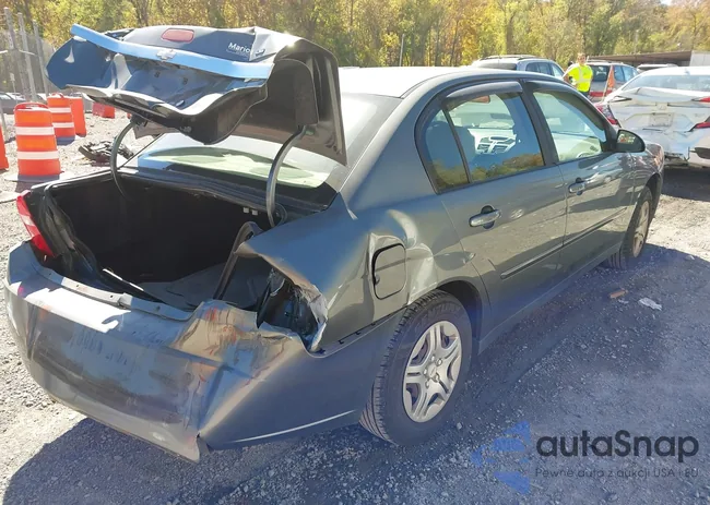 1G1ZS51F86F192462: 43447351