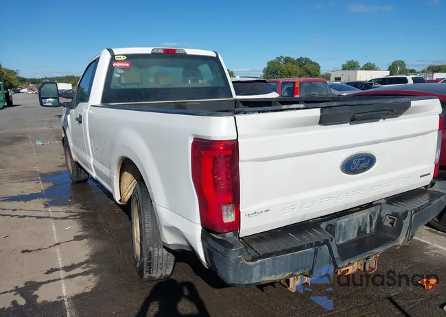 1FTBF2A60HEC37009: 43447389