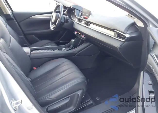 JM1GL1TY0J1302056: 43447395