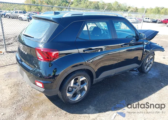 KMHRC8A30RU342202: 43447396