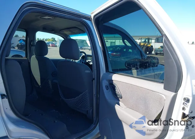 1FMCU04162KB87185: 43447417