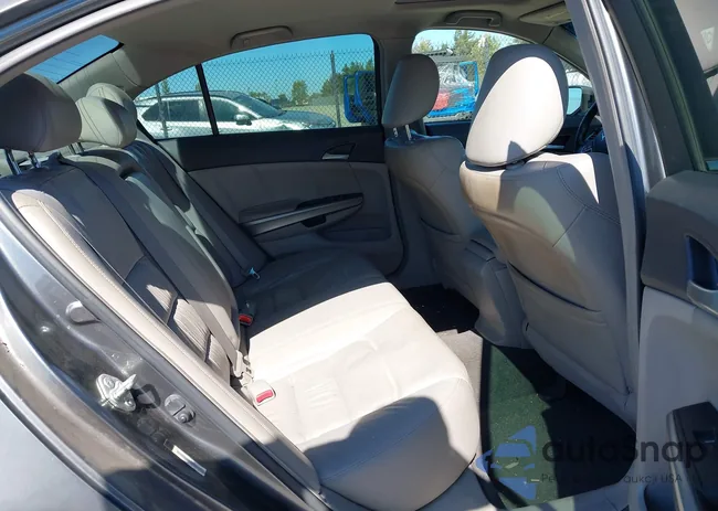 JHMCP26838C023072: 43447511