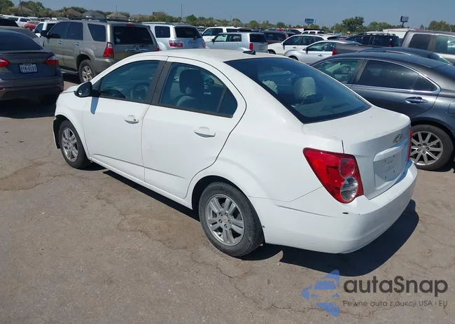 1G1JA5SH3C4137943: 43448566