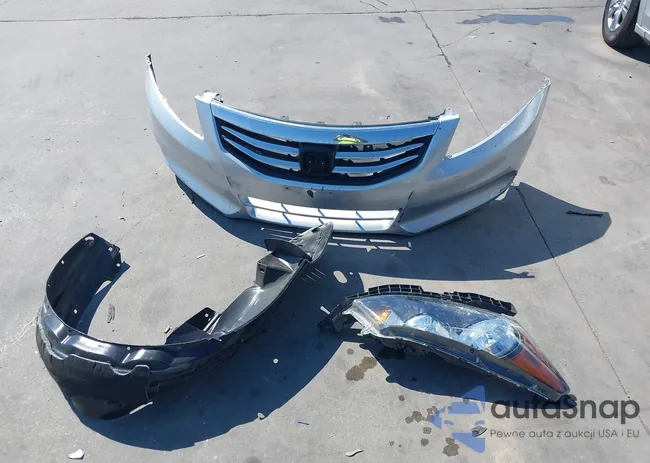 1HGCP2F40CA209401: 43448759