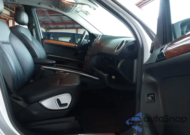 4JGBB86E08A364845: 43449007