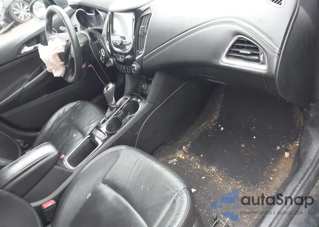 1G1BF5SM1J7141701: 43449111