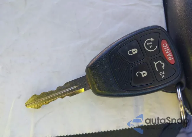 1C4PJMFK3CW145773: 43448338