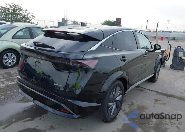 JN8BF0BE4SM462822: 43448416