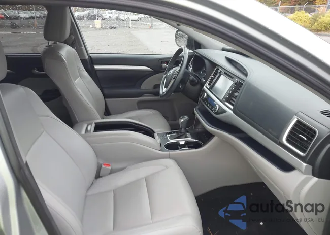 5TDJZRFH7JS875425: 43448424