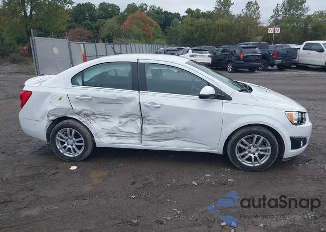 1G1JC5SH4E4242259: 43448511