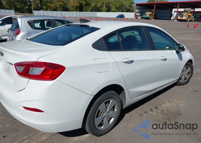 1G1BC5SM6H7219179: 43449750