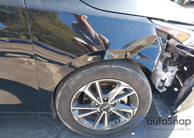 3KPF24AD9RE811264: 43449943