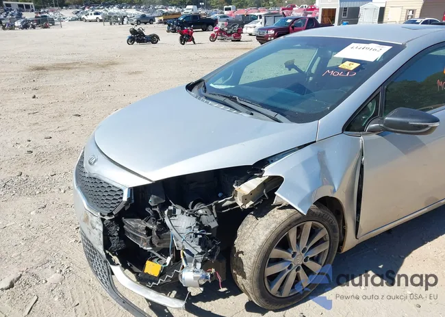 KNAFX4A89E5234677: 43449162