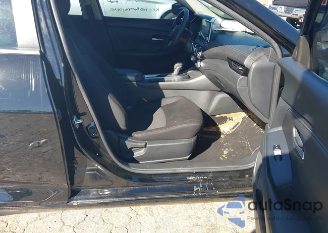 3N1AB8CV4RY383841: 43449323