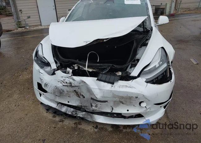 5YJ3E1EB5LF649992: 43449417