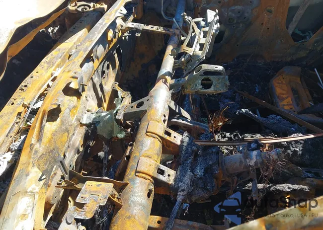 3MVDMBAL3MM221670: 43450637