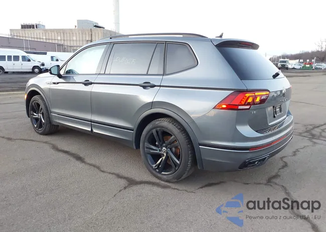 3VV8B7AX4RM220237: 43450675