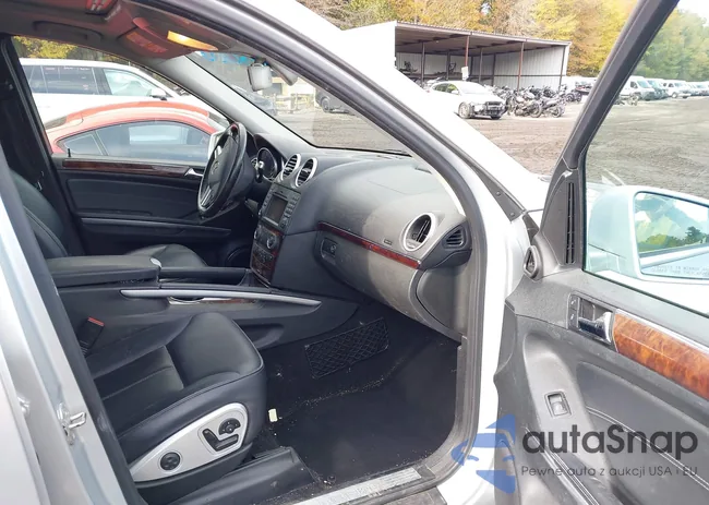 4JGBF7BE7BA682506: 43450733