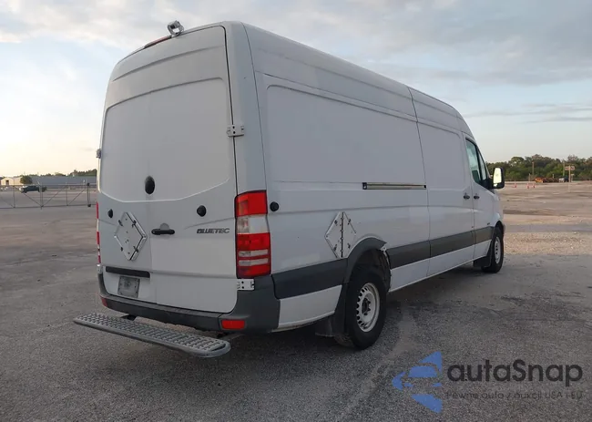 WD3PE8CB4B5560308: 43450984