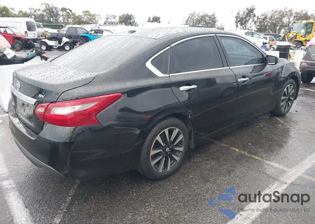 1N4AL3AP0JC267895: 43450186