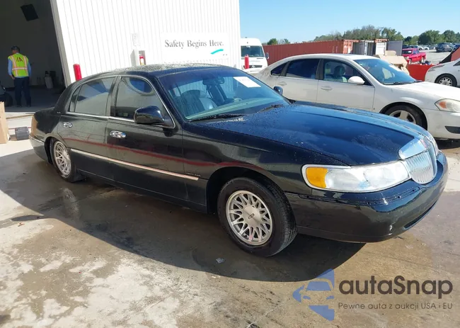 1LNFM82WXWY689372: 43450288