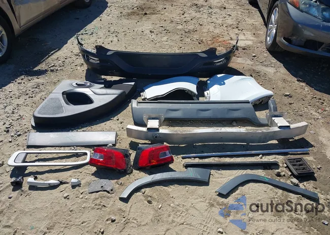 1C4PJLCB1GW221740: 43451679