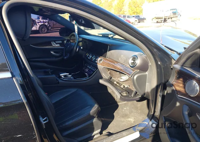 WDDZF4KB2HA054245: 43451690